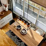 Modern Cabin, Great View, Sunny, 2ba, 4br בית נופש *