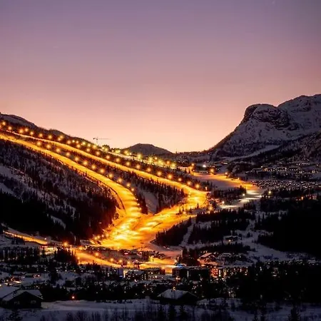 Modern Cabin, Great View, Sunny, 2ba, 4br * Hemsedal