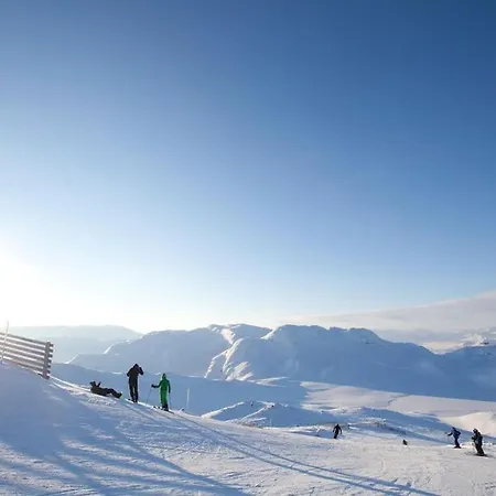 Feriehus Modern Cabin, Great View, Sunny, 2ba, 4br *