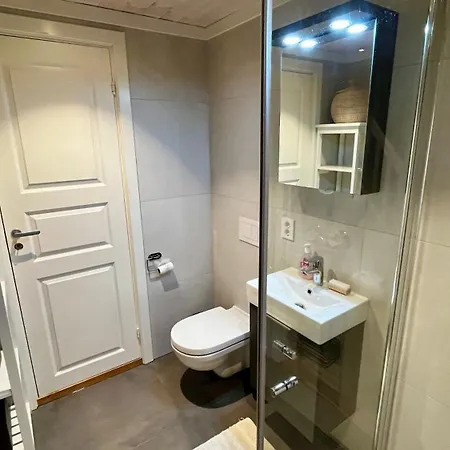 Feriehus Modern Cabin, Great View, Sunny, 2ba, 4br