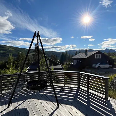 Modern Cabin, Great View, Sunny, 2ba, 4br Hemsedal