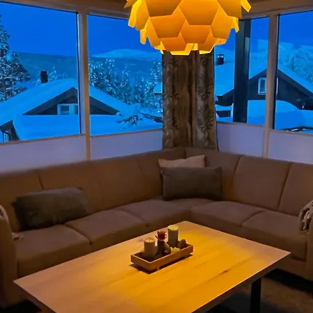 Modern Cabin, Great View, Sunny, 2ba, 4br *