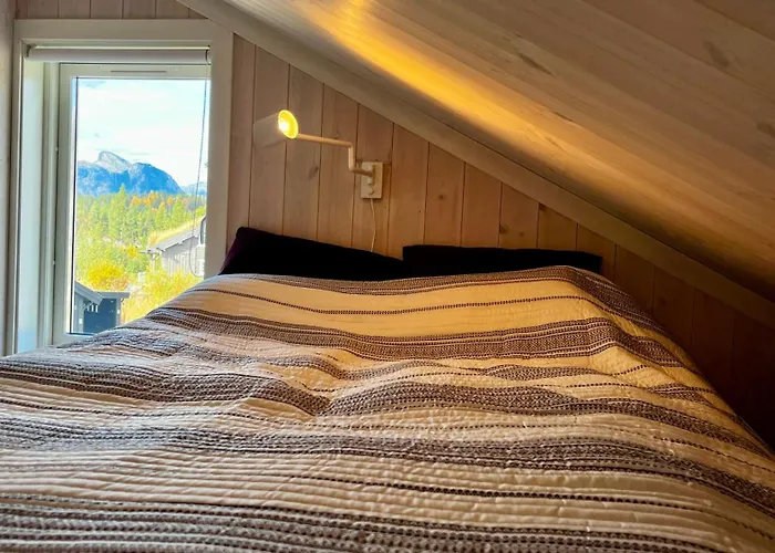 度假居 Modern Cabin, Great View, Sunny, 2ba, 4br *