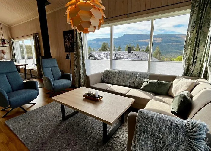Modern Cabin, Great View, Sunny, 2ba, 4br *