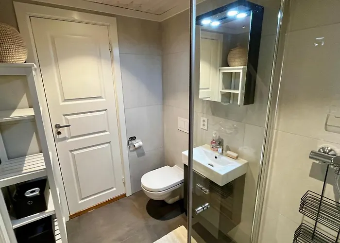 度假居 Modern Cabin, Great View, Sunny, 2ba, 4br