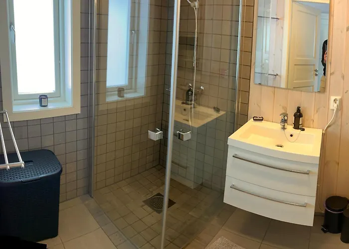 度假居 Modern Cabin, Great View, Sunny, 2ba, 4br 海姆瑟达尔